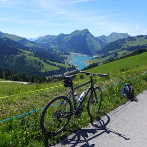 road to Col de Sonlomont
